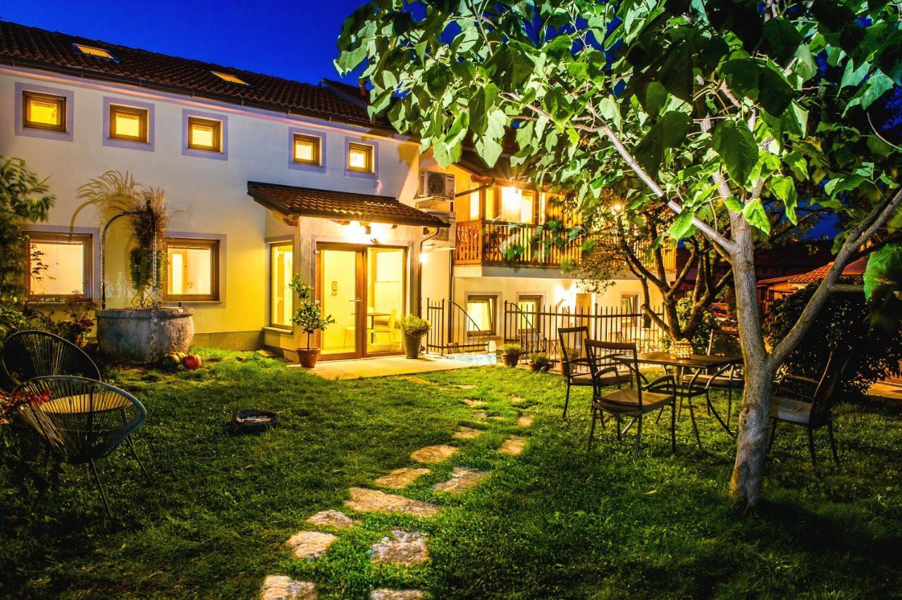 Zenja - Nature Property - Garden - Parking Yard Divača 외부 사진